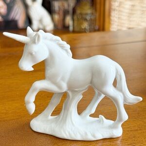 Asahi Unicorn White Porcelain Figurine 4” inch - Made in Japan MCM Vintage